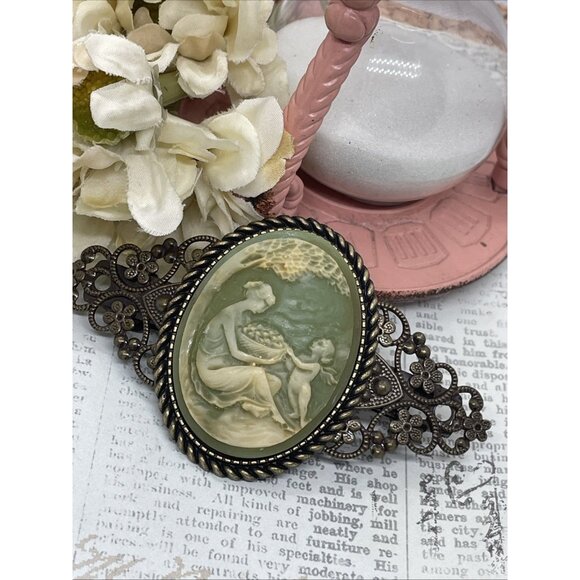 Victorian Cherub Angel Garden Green Maiden Cameo Pin Hair Clip Jewelry Comb - Picture 3 of 8